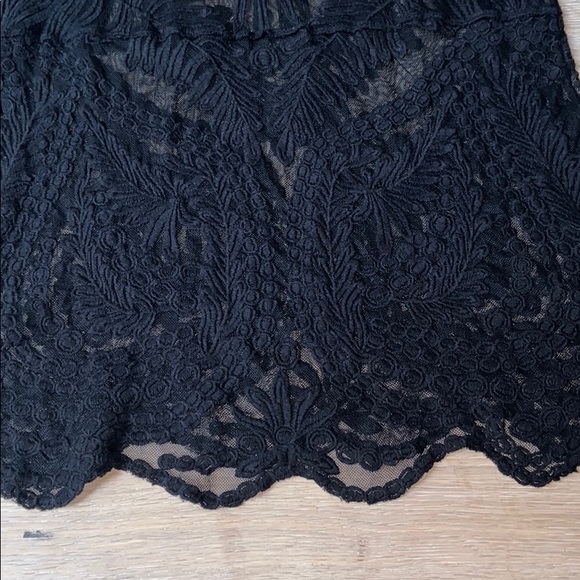 Black Lace Sheer Dress - Picture 4 of 4